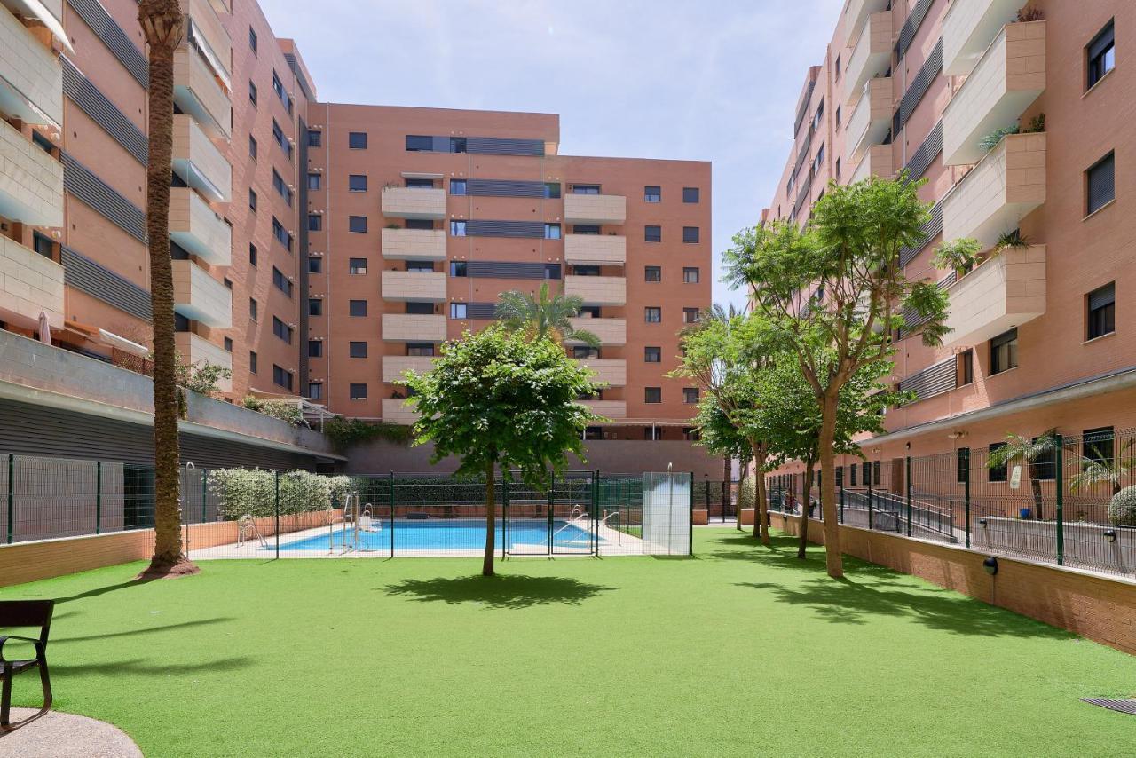 Alterhome Apartamento Con Piscina Maria Zambrano Malaga Ngoại thất bức ảnh