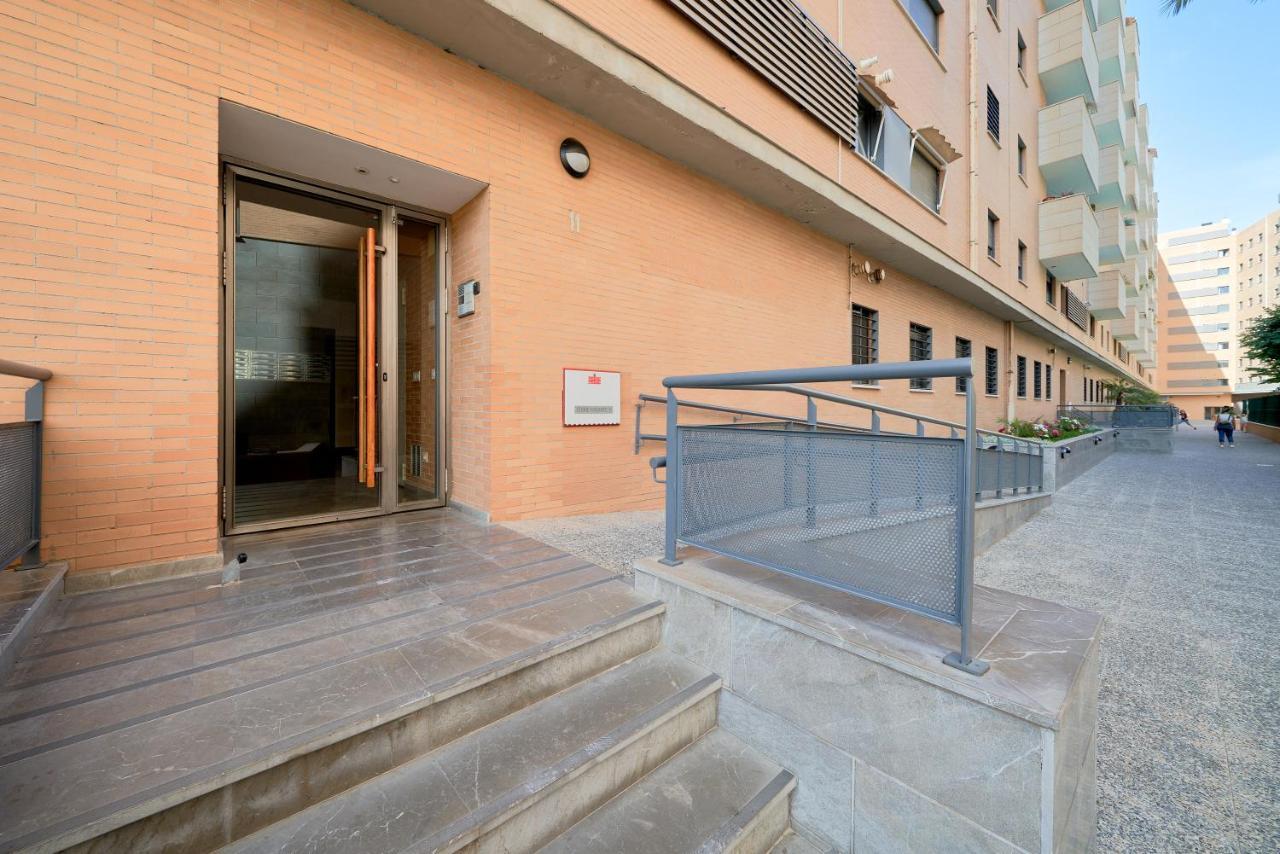 Alterhome Apartamento Con Piscina Maria Zambrano Malaga Ngoại thất bức ảnh