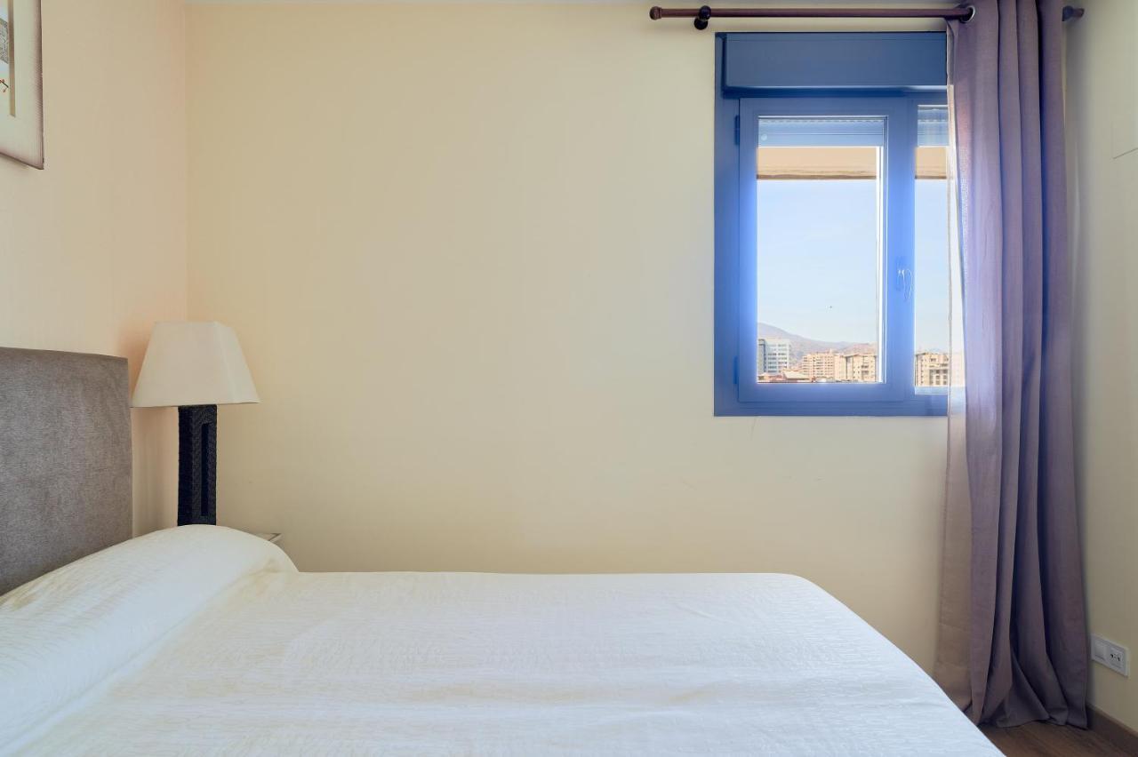 Alterhome Apartamento Con Piscina Maria Zambrano Malaga Ngoại thất bức ảnh